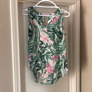 Summer blouse with cute flower print